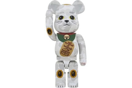 Bearbrick x BAPE Maneki Neko 1000%